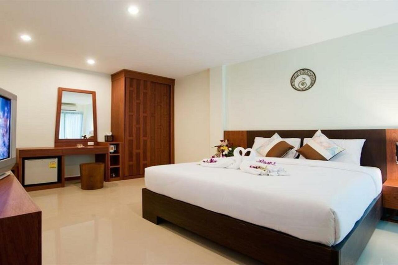 Deva Suites Patong Пхукет Екстер'єр фото