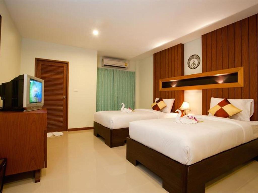 Deva Suites Patong Пхукет Номер фото
