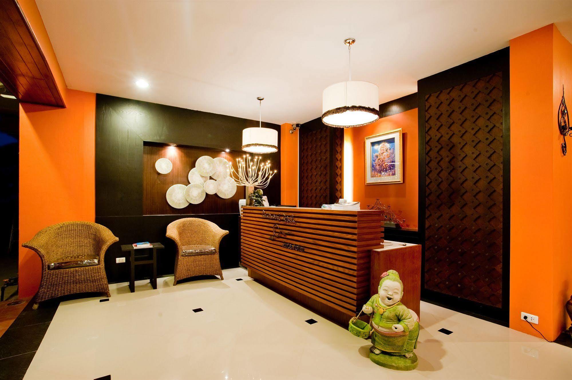 Deva Suites Patong Пхукет Екстер'єр фото