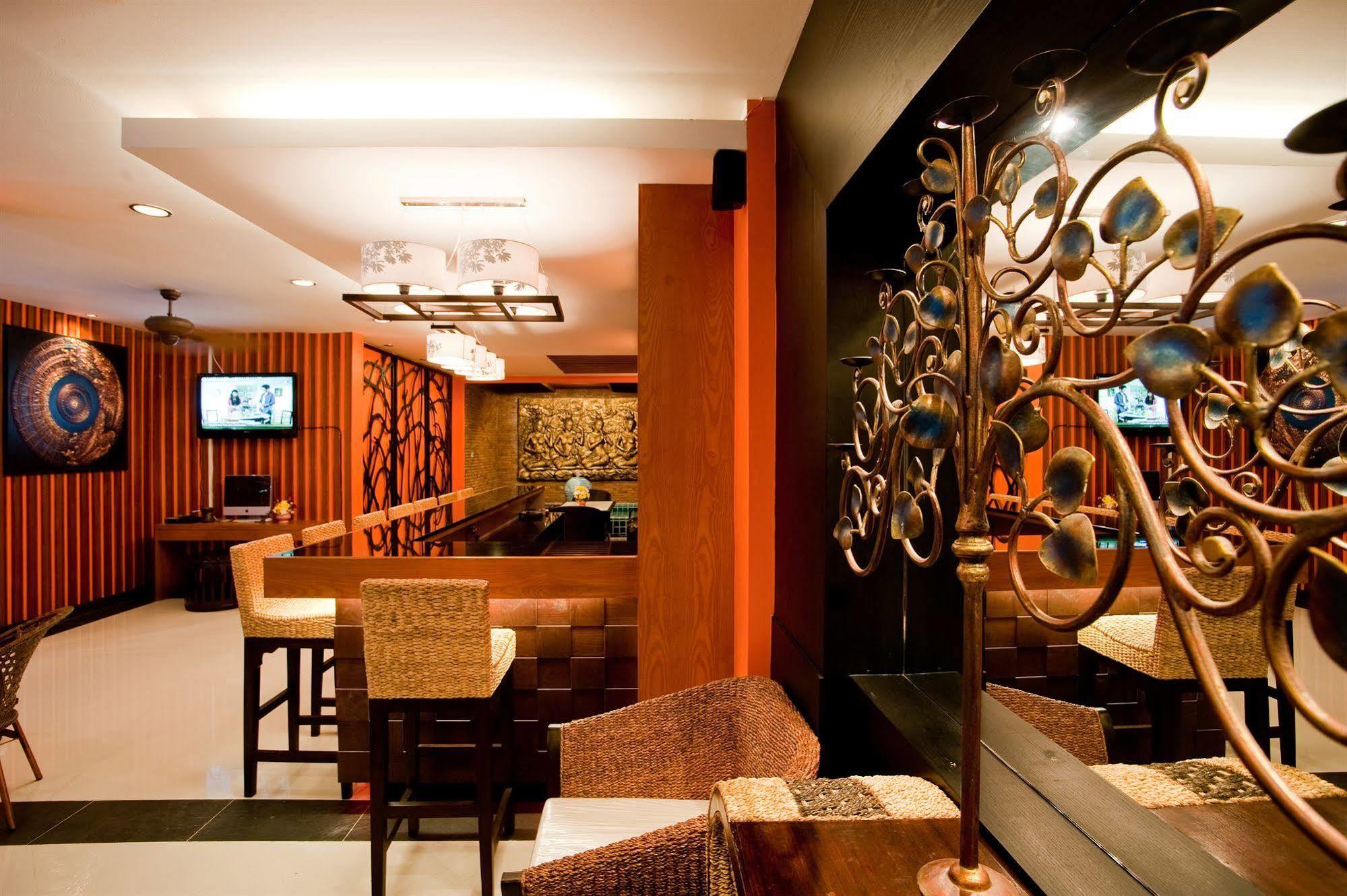 Deva Suites Patong Пхукет Екстер'єр фото