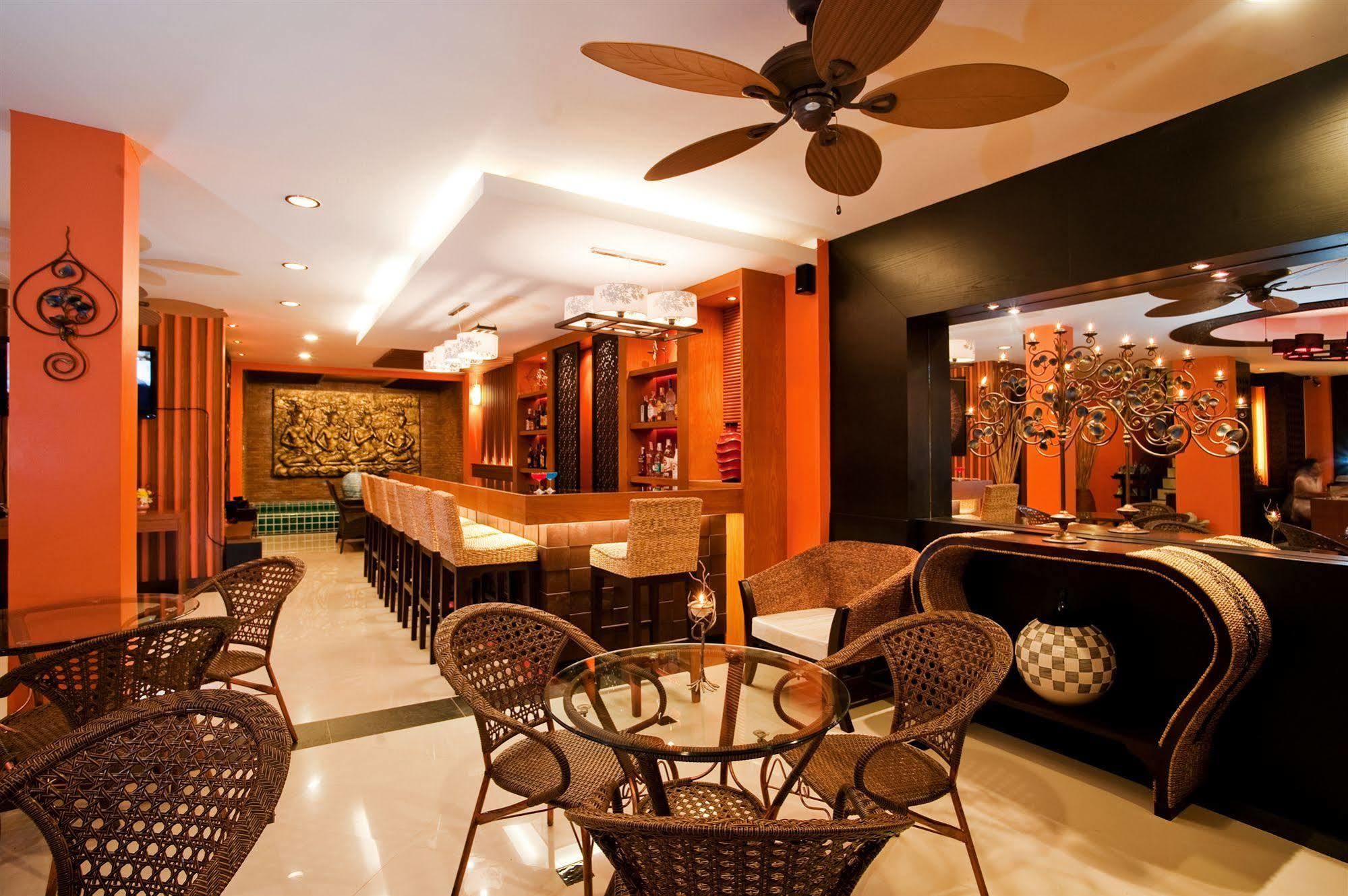 Deva Suites Patong Пхукет Екстер'єр фото
