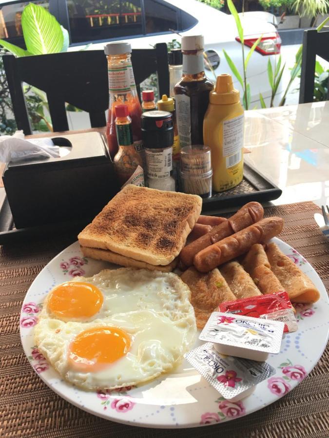 Deva Suites Patong Пхукет Екстер'єр фото